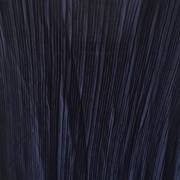 No Wrinkle Navy Blue Dress - Picture 9 of 12